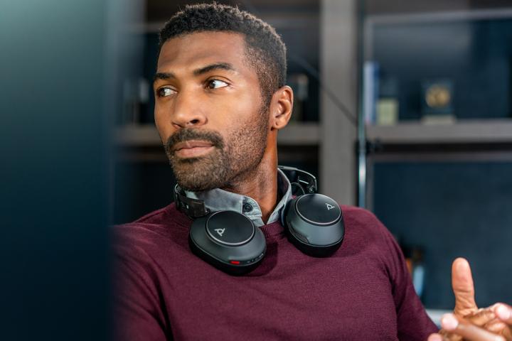 Produktbild Poly Voyager Surround 80 UC (Kabellos, USB-C)