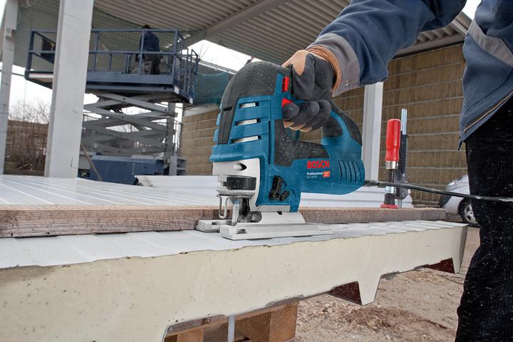 Actual product image Bosch Professional Reciprocating saw GST 150 CE, in a craftsman's case
