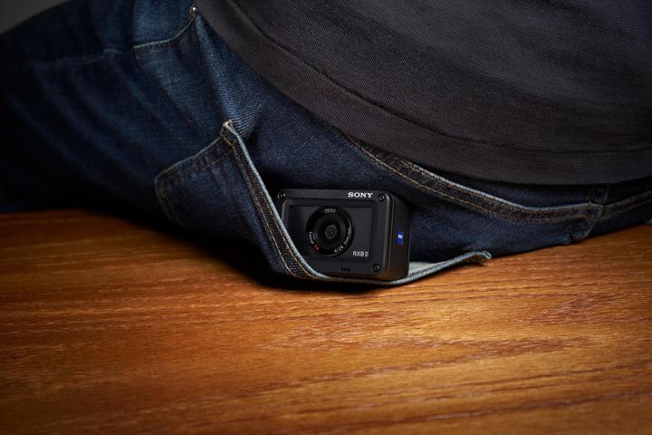 Actual product image Sony DSC-RX0 II Kit (30p, Bluetooth)