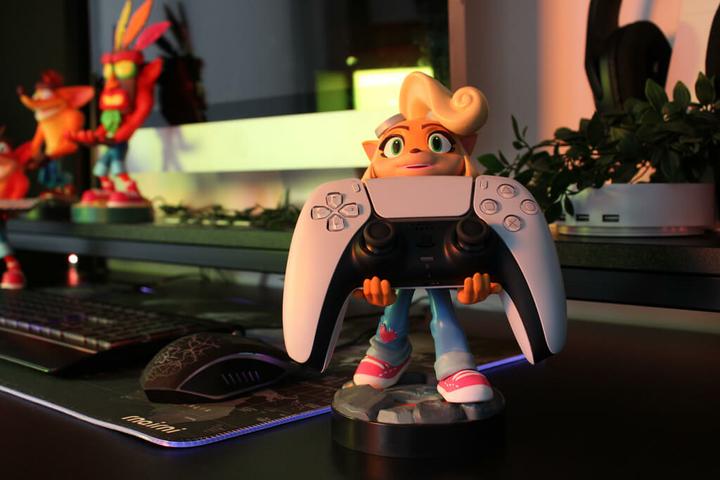Immagine prodotto Exquisite Gaming Crash Bandicoot: Coco - Cable Guy (20 cm) (Xbox 360, Mac, PS4, Switch, PS5, Xbox One S, PC, Xbox Series X)
