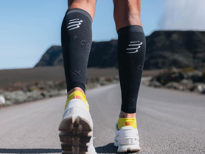 Produktbild Compressport R2 Oxygen Wadensleeves black (38, 39, 40, 41, 42)