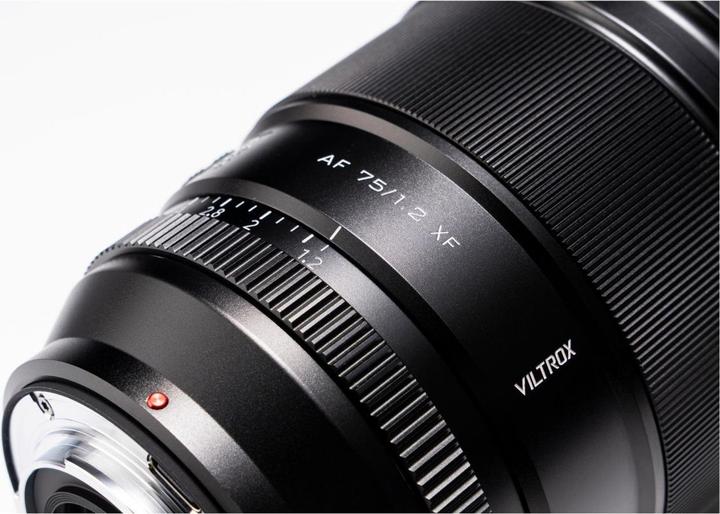 Produktbild Viltrox XF AF 75mm F1.2 (Fujifilm X, APS-C / DX)