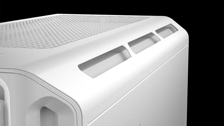 Actual product image Corsair Geh Midi 5000T (Tempered Glass) White (mATX, Mini-ITX, ATX, E-ATX)
