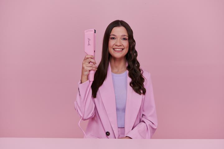 Image du produit Mermade Le nouveau Double Waver de Hair incarne la philosophie "Moins, c'est plus". Avec son design