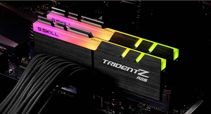 Produktbild G.Skill Trident Z RGB (2 x 32GB, 3200 MHz, DDR4-RAM, DIMM)