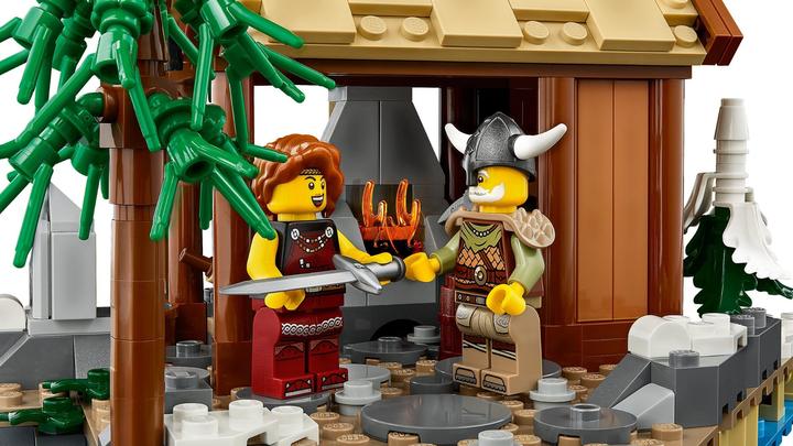 Immagine prodotto LEGO Idee Villaggio Vichingo (21343, LEGO Ideas, Set LEGO rari)