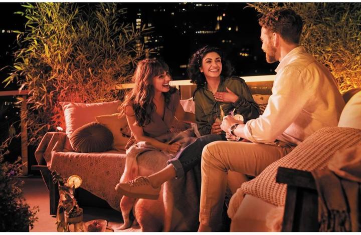 Produktbild Philips Hue LED Stripe Lightstrip Outdoor (DE Stecker) (Mehrfarbig, 200 cm, Outdoor)