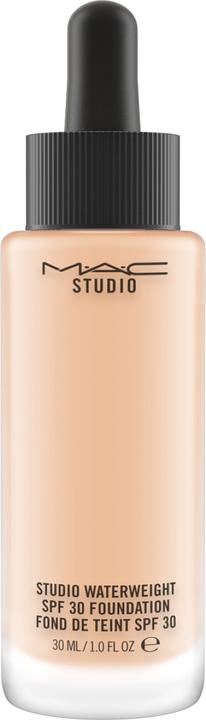 MAC Cosmetics Studio Waterweight (Nr. NW15)