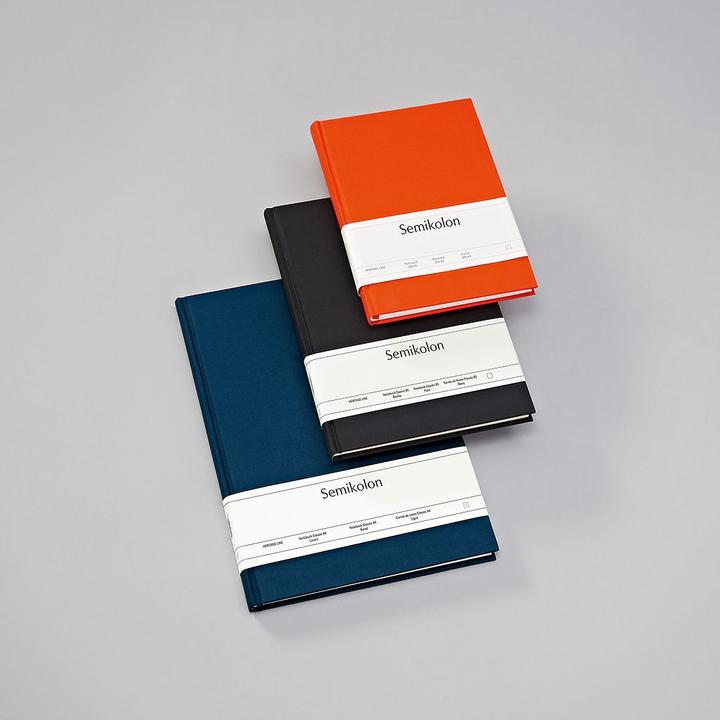 Actual product image Semikolon Classic (A4, Plain, Hardcover)