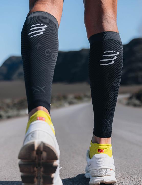 Produktbild Compressport R2 Oxygen Wadensleeves black (38, 39, 40, 41, 42)