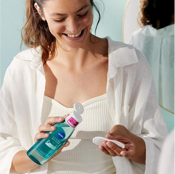 Immagine prodotto NIVEA Tonico per il viso Derma Skin Clear (Acqua tonica, 200 ml)
