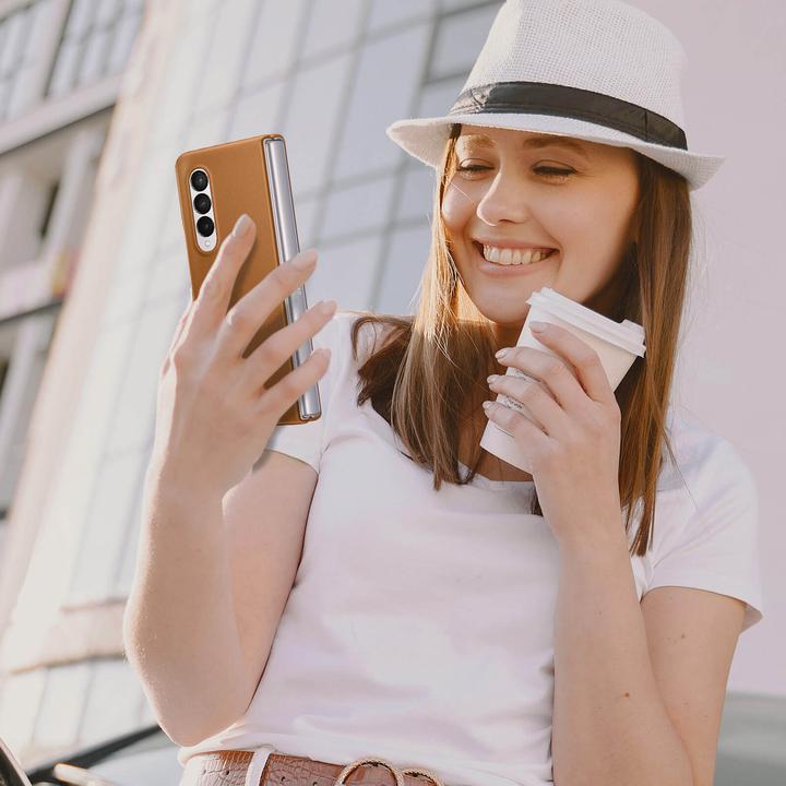 Actual product image Samsung Leather Cover (Samsung Galaxy Z Fold3)