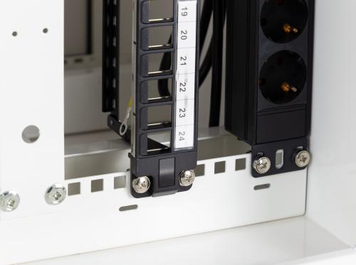Produktbild Deltaco 19"-skåp, 6U, 600x280x600mm, v (10.86 HE, 19 Zoll Rack)
