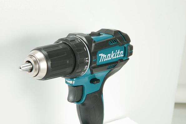 Image du produit Makita Perceuse-visseuse sans fil DDF482RMJ Set (Fonctionnement sur batterie)