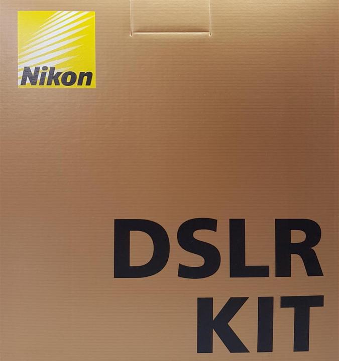 Actual product image Nikon D5600 Kit incl. 16GB memory card and bag (24.20 Mpx, APS-C / DX)