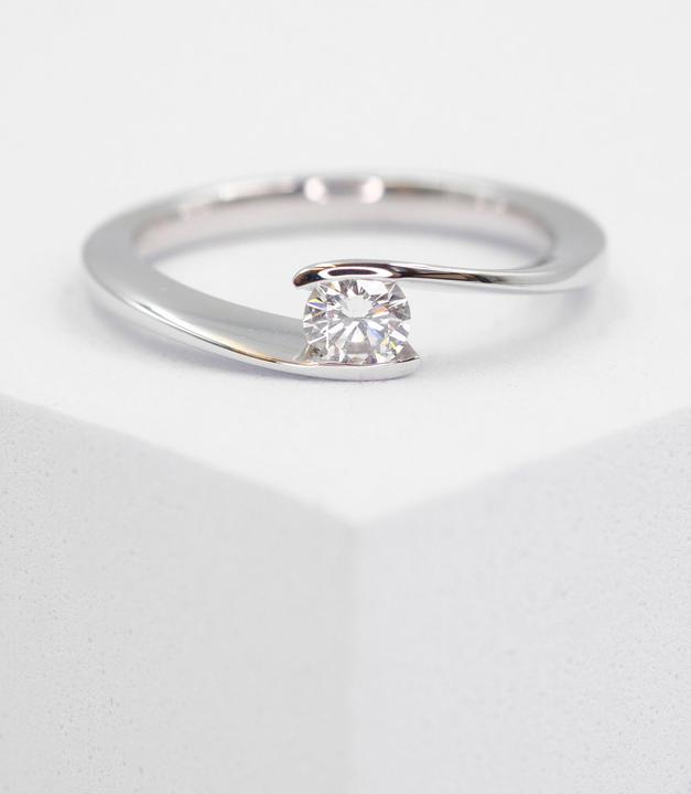 Actual product image Muau Solitaire (52, 750/18 K Gold)