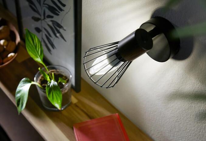 Produktbild Philips Led Cla (E14, 2.30 W, 485 lm, 1 x, A)