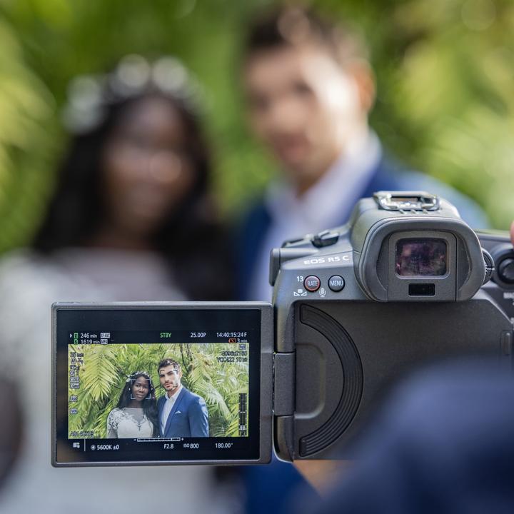 Produktbild Canon EOS R5 C (47.10 Mpx, Vollformat)