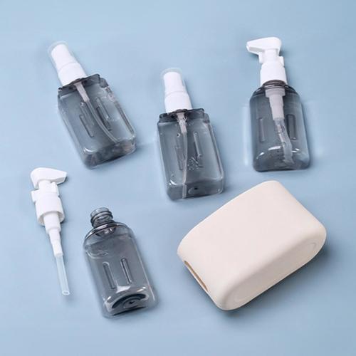 Produktbild Geschenkidee Reise-Kosmetik-Flaschen-Set (Flüssigkeitsbeutel)