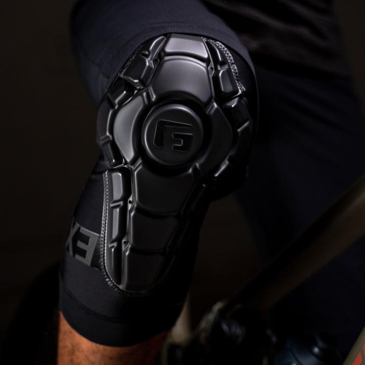 Immagine prodotto G-Form Protezioni per le ginocchia Pro-X3 per i giovani (L, XL, Ginocchiera, Esemplare unico)