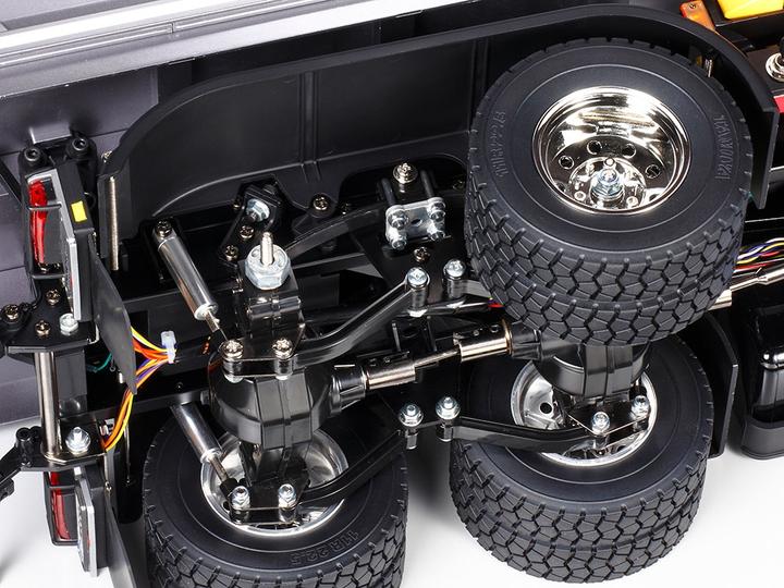 Actual product image Tamiya Mercedes Benz Arocs (Kit)