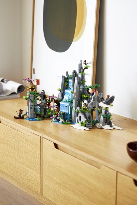 Produktbild LEGO Der legendäre Berg der Blumen und Früchte (80024, LEGO Seltene Sets, LEGO Monkie Kid)