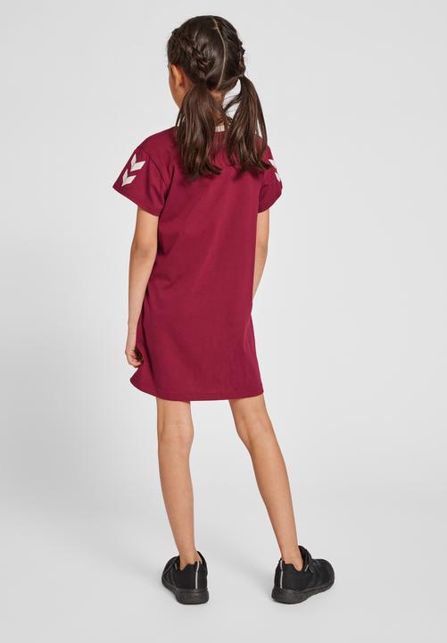 Actual product image hummel Mille T-Shirt Dress S/S (176)
