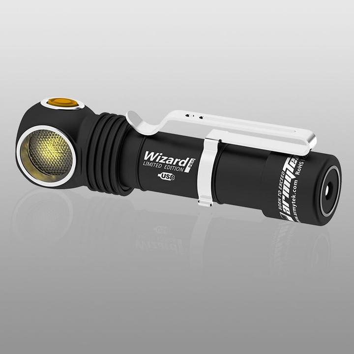 Produktbild ArmyTek Wizard Pro Nichia Magnet USB Multifunktionslampe warm (10.80 cm, 1770 lm)
