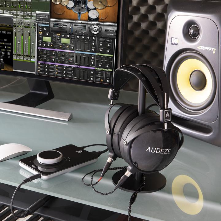 Immagine prodotto Audeze LCD-2 Classic Closed (NC, Cablato)