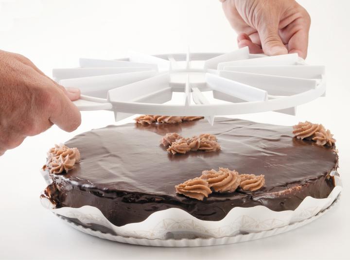Produktbild Ibili Kuchenschneider 26 cm 14-16 Stk. Tortenstücke einfach und effektiv markieren