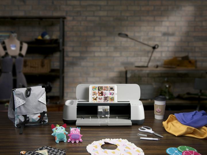 Actual product image Cricut Maker Champagne