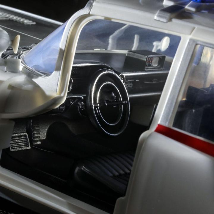 Immagine prodotto Hasbro Ghostbusters Plasma Series Fahrzeug Ecto-1 (1984)
