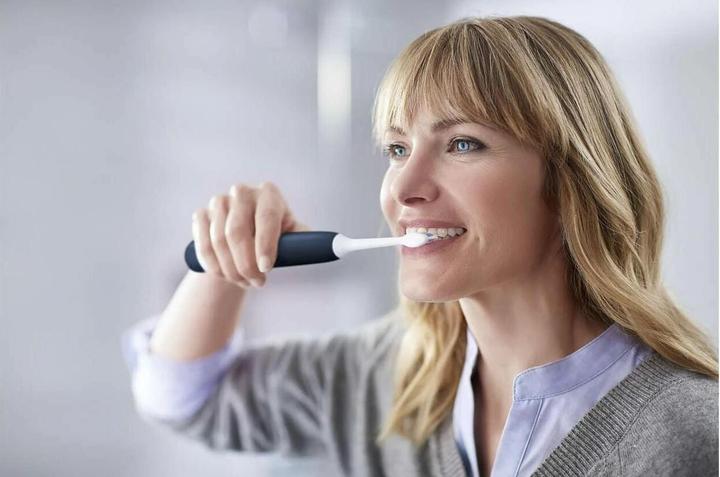 Produktbild Philips Sonicare ProtectiveClean 5100 Doppelpack (Schallzahnbürste)