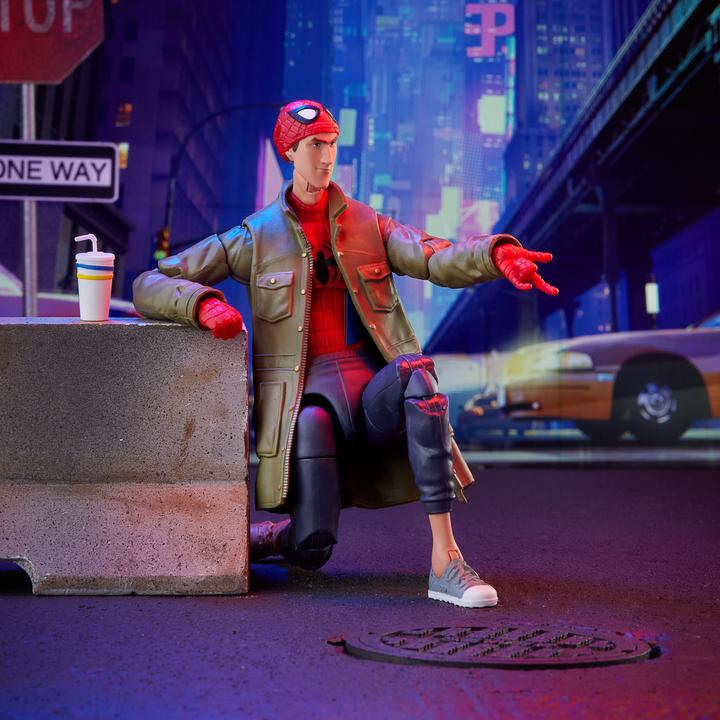 Produktbild Hasbro Marvel Legends Series Spider-Man: A New Universe Peter B. Parker