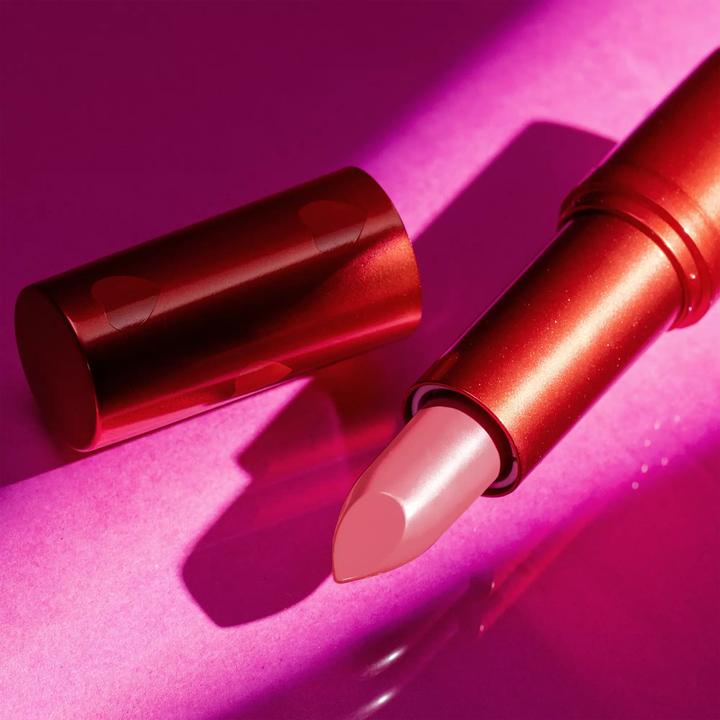 Actual product image Catrice Lipstick Heart Affair Full Shine C02 In A Heartbeat (C02 In A Heartbeat)