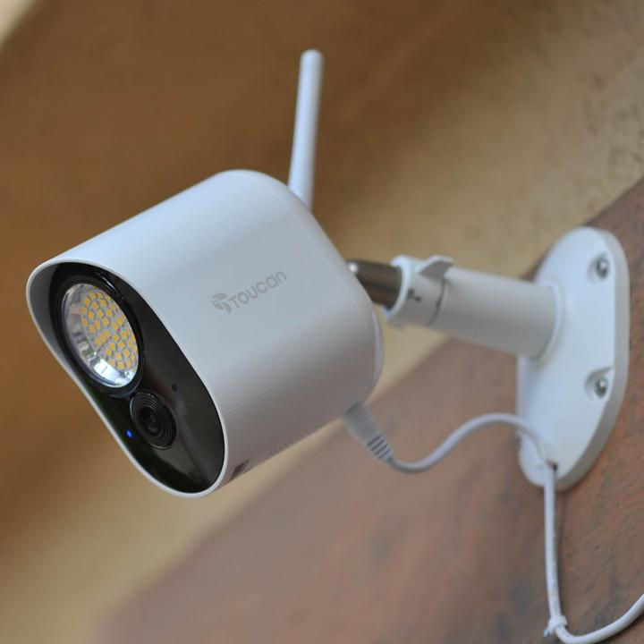 Actual product image Toucan Security Light Camera with Radar Motion Detection (1920 x 1080 Pixels)
