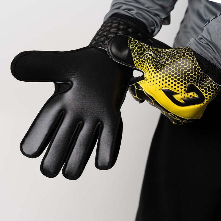Actual product image Catch & Keep Kids Goalie Gloves Goalkeeper Gloves Football Gloves Keeper Gloves (6)