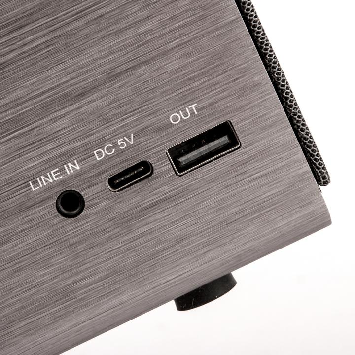 Actual product image veho Mr-8 Retro Wireless Bluetooth (32 h, Rechargeable battery operated)