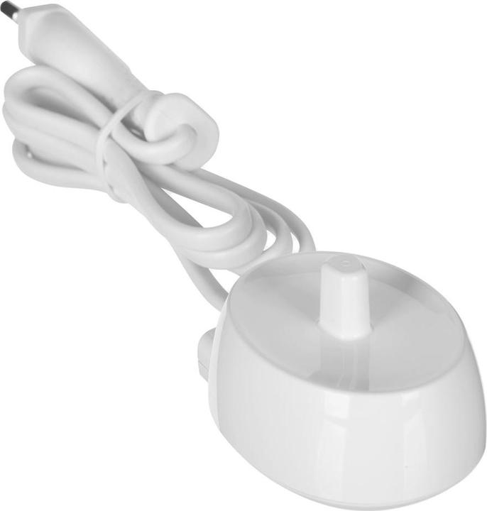 Actual product image Oral-B Vitality 100 (Oscillating toothbrush)
