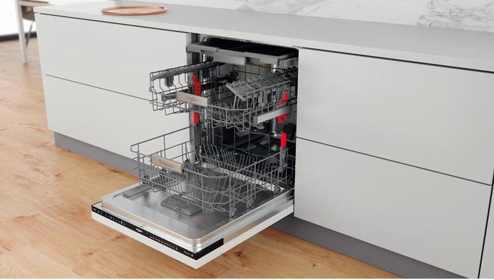 Actual product image Whirlpool WIO 3P33 PL
