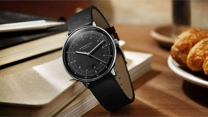 Actual product image Sternglas S01-HH11-VI15 (Analogue wristwatch, 42 mm)