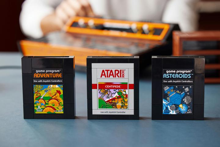 Actual product image LEGO Atari 2600 (10306, LEGO Rare Sets, LEGO Icons)
