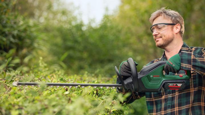Produktbild Bosch Home & Garden AdvancedHedgeCut 36V-65-28 (Akkuheckenschere)