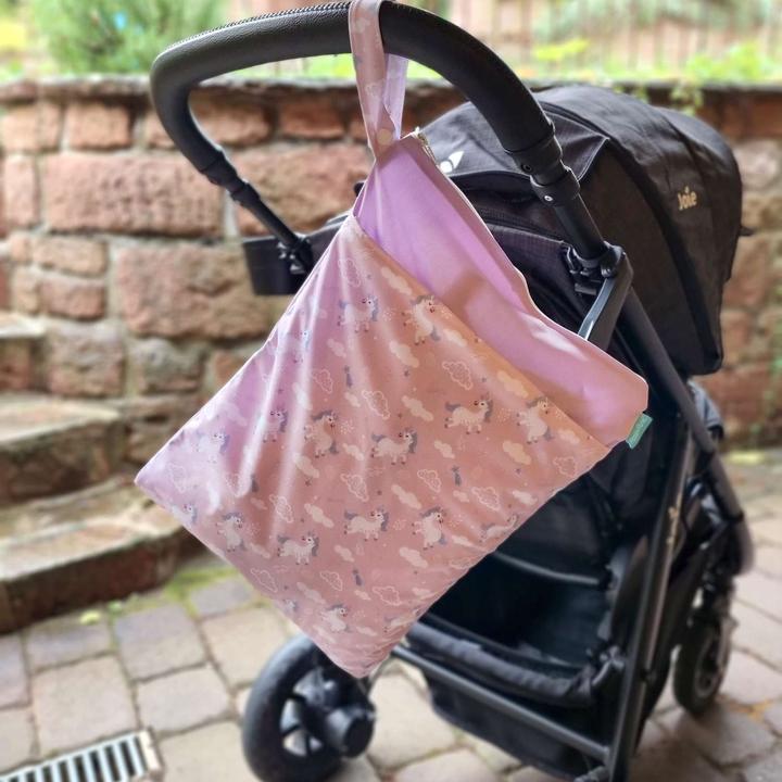 Actual product image Intirilife Changing bag with zip for toddler baby