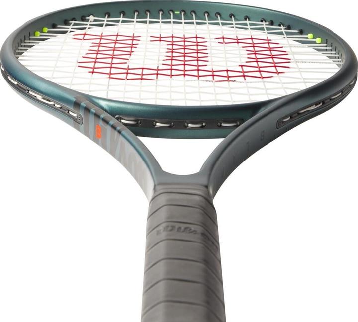 Actual product image Wilson Blade 104 V9.0 tennis racket (0, 290 g)