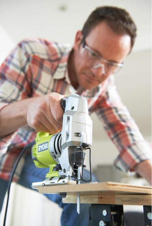 Productafbeelding Ryobi Pendelactie decoupeerzaag incl. koffer