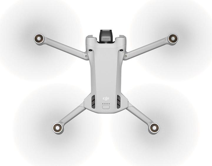 Image du produit DJI Mini 3 Pro avec télécommande (34 min, 249 g, 48 Mpx)