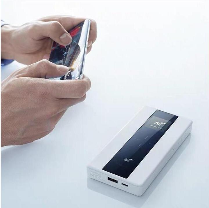 Productafbeelding Huawei E6878-370 5G Hotspot Mobile WiFi Pro (8000 mAh)