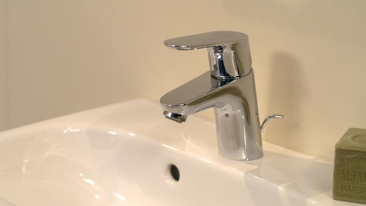 Actual product image hansgrohe Focus single-lever basin mixer 70 with pop-up waste