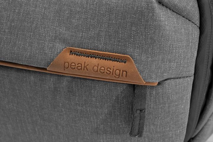 Actual product image Peak Design Everyday Sling (Kamera Bereitschaftstasche, 10 l)